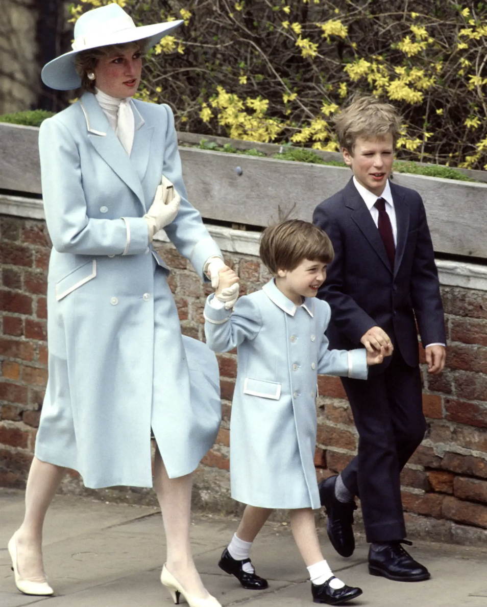 Vương phi Kate tri &acirc;n C&ocirc;ng nương Diana qua trang phục tại Trooping the Colour 2026 - Ảnh 3.