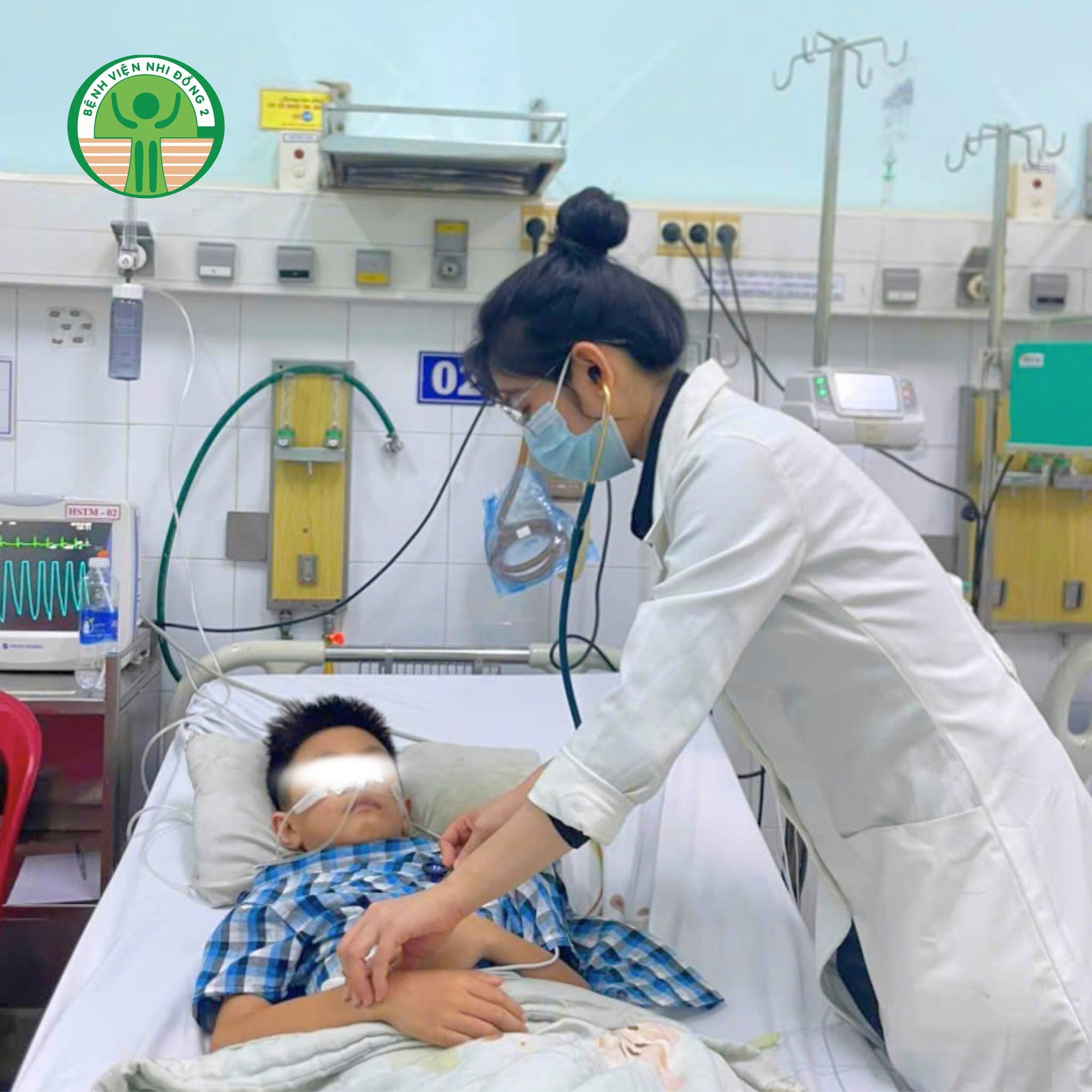Kỳ t&iacute;ch hồi sinh b&eacute; trai ngừng tim k&eacute;o d&agrave;i 60 ph&uacute;t tại Bệnh viện Nhi đồng 2 - Ảnh 1.