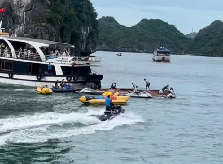 Va chạm t&agrave;u tr&ecirc;n vịnh Lan Hạ , một du kh&aacute;ch tử vong d&ugrave; biết bơi v&agrave; mặc &aacute;o phao - Ảnh 2.