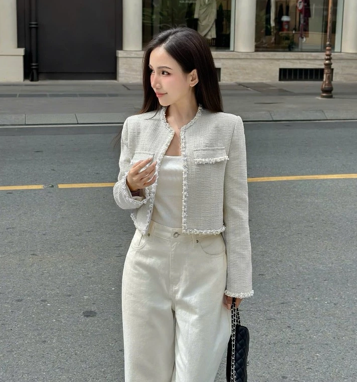 Chiếc áo Rosé diện suốt 5 năm không chán có gì đặc biệt? - Ảnh 7.