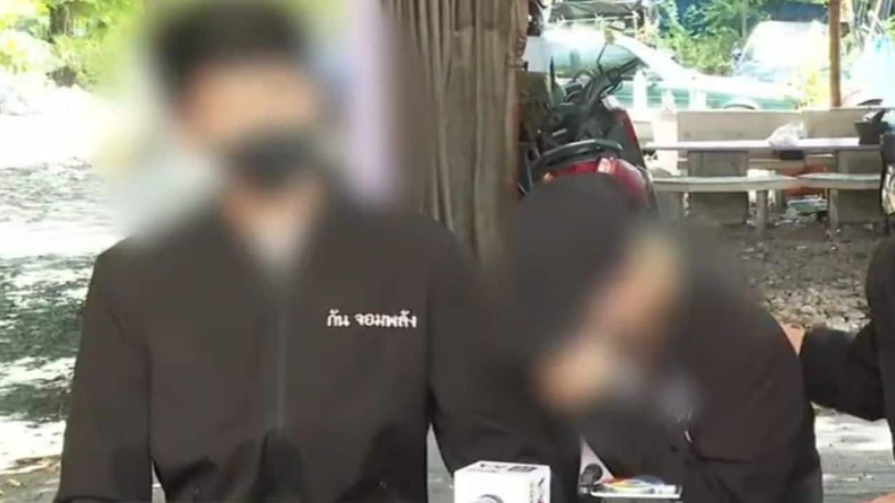 Vụ việc đau lòng tại Thái Lan: Cha mẹ để con trai 4 tuổi ở nhà bạn nhiều tháng - Ảnh 1. Vụ việc đau lòng tại Thái Lan: Cha mẹ để con trai 4 tuổi ở nhà bạn nhiều tháng - Ảnh 1.