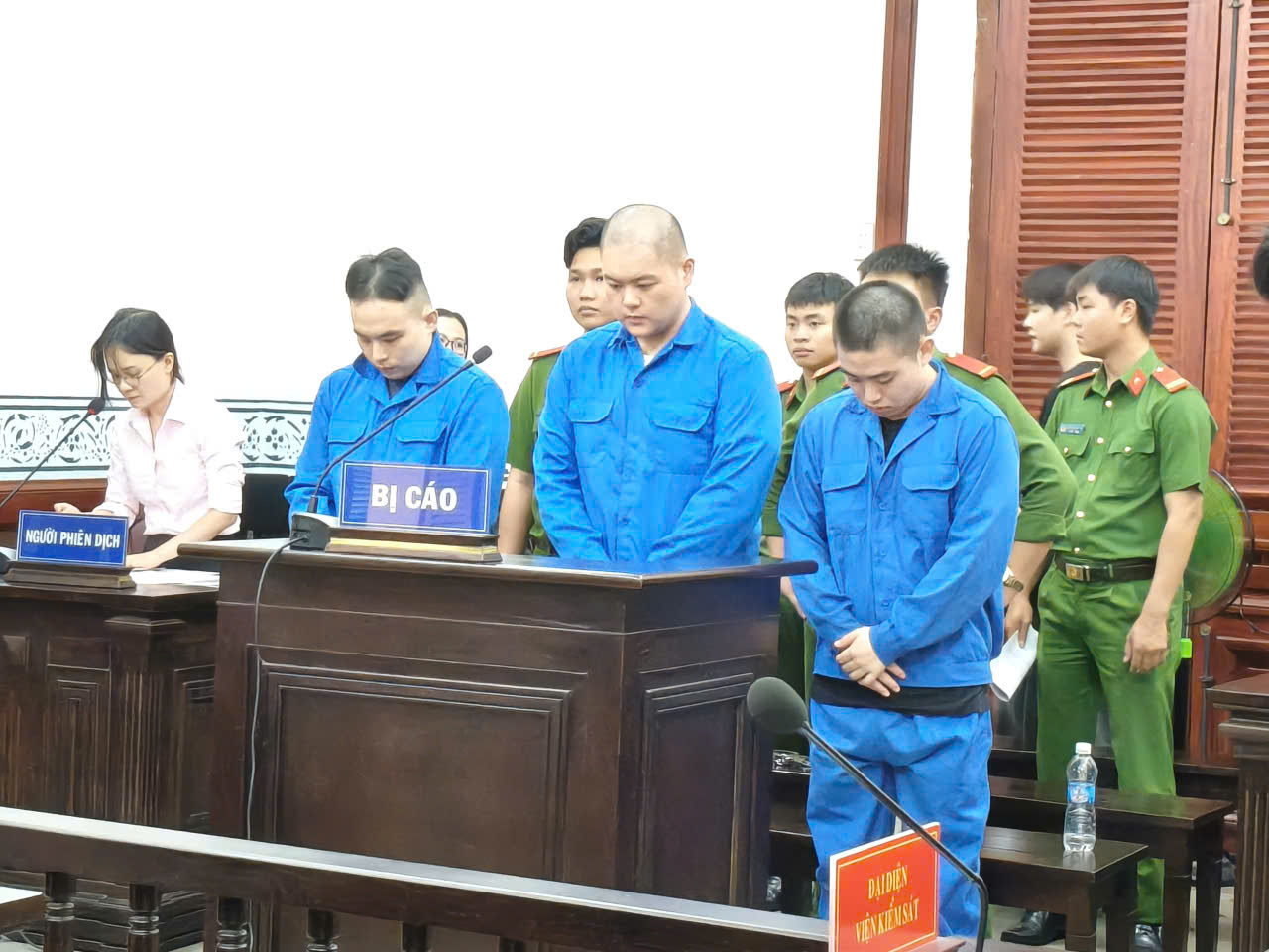 3 tiktoker Hàn Quốc nhận án tù ở TPHCM - Ảnh 1.