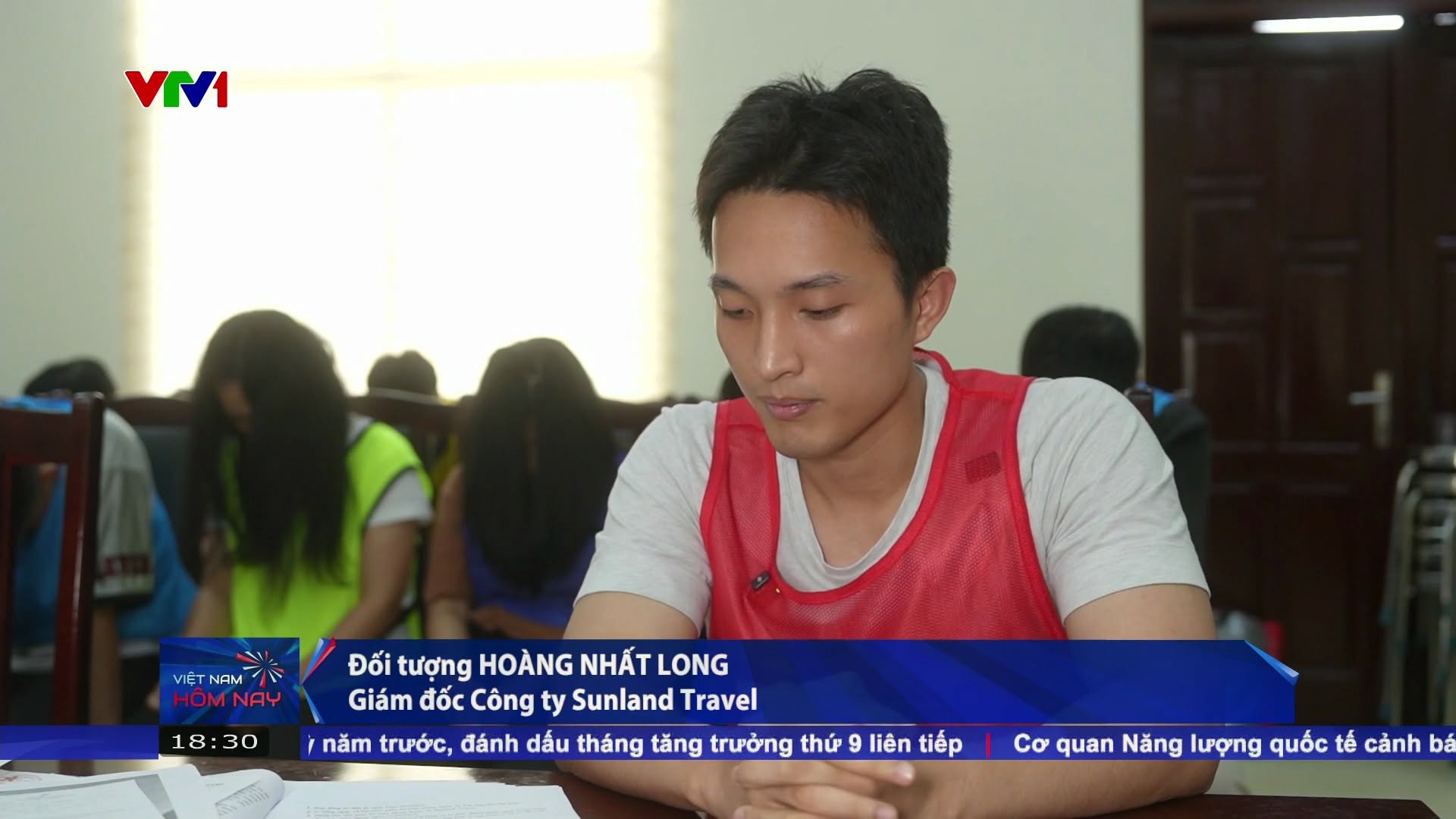 Gi&aacute;m đốc C&ocirc;ng ty kỳ nghỉ bị khởi tố tr&ecirc;n VTV 1: Sự thật g&acirc;y sốc từ vụ &aacute;n lừa đảo - Ảnh 1.