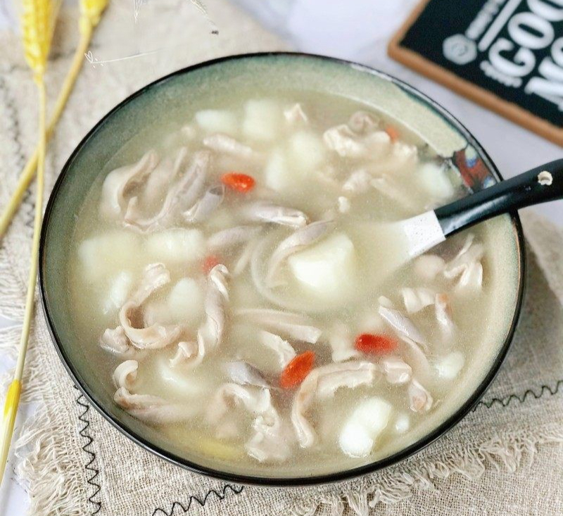 Phụ nữ muốn chống l&atilde;o h&oacute;a h&atilde;y thường xuy&ecirc;n ăn 4 m&oacute;n ăn 