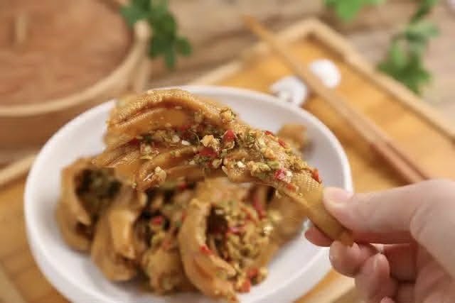 Loại quả này đang vào mùa, thấy hãy mua ngay về làm nước sốt cho món ăn có vị chua ngọt cực ngon - Ảnh 13. Loại quả này đang vào mùa, thấy hãy mua ngay về làm nước sốt cho món ăn có vị chua ngọt cực ngon - Ảnh 13.