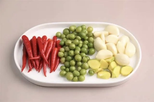 Loại quả này đang vào mùa, thấy hãy mua ngay về làm nước sốt cho món ăn có vị chua ngọt cực ngon - Ảnh 7. Loại quả này đang vào mùa, thấy hãy mua ngay về làm nước sốt cho món ăn có vị chua ngọt cực ngon - Ảnh 7.