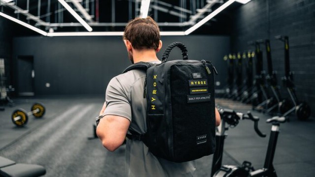 Đẳng cấp mới của fitness: Balo HYROX v&agrave; những miếng d&aacute;n khẳng định đam m&ecirc; thể thao - Ảnh 6.