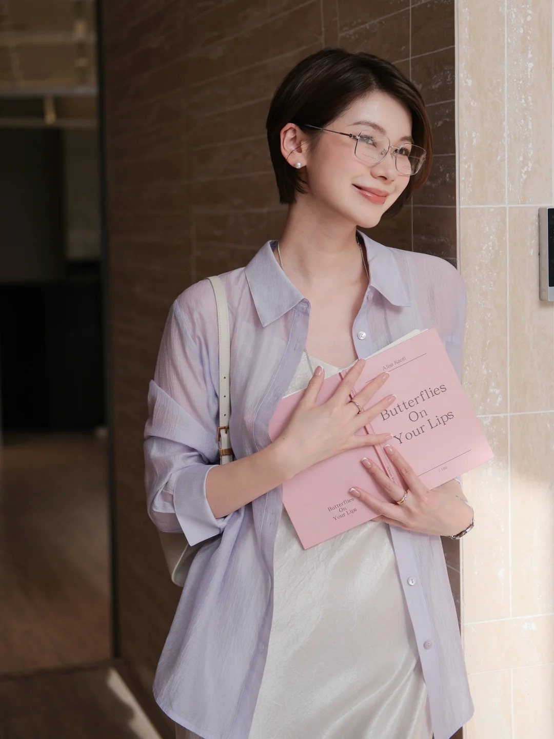 Nh&igrave;n thấu 