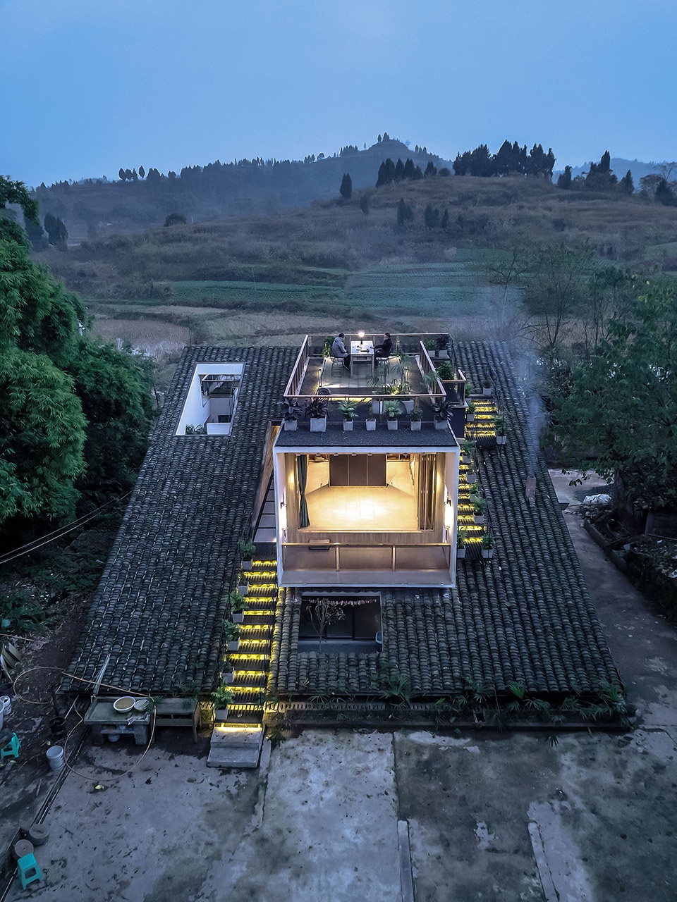 Ch&agrave;ng trai chi 6,5 tỷ x&acirc;y nh&agrave; 300m2 tr&ecirc;n n&uacute;i sống chill c&ugrave;ng gia đ&igrave;nh  - Ảnh 21.