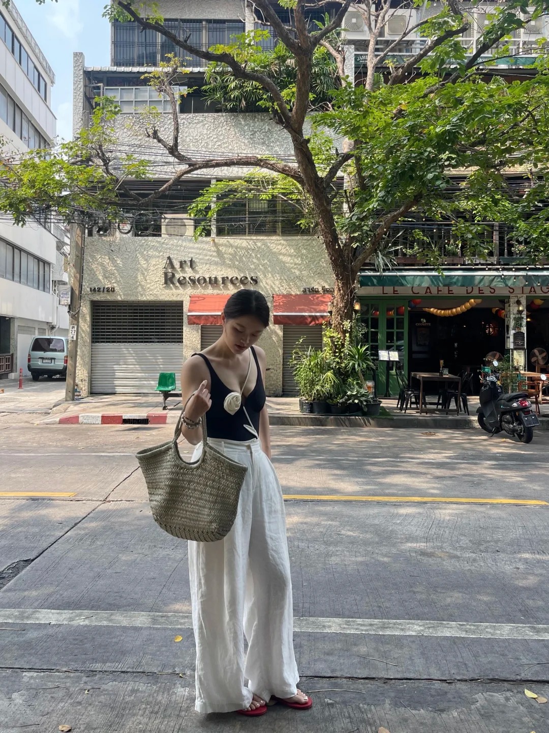Những món đồ không thể thiếu trong vali du lịch của các cô gái theo đuổi phong cách old money- Ảnh 6.
