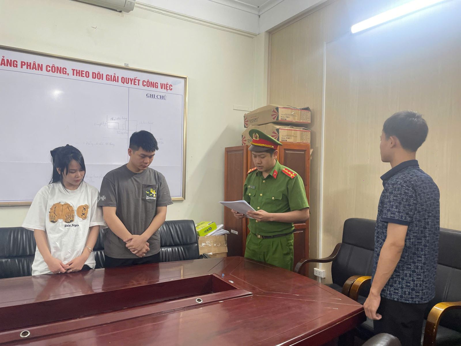 Khởi tố 2 chủ cửa h&agrave;ng thời trang x&acirc;m phạm quyền sở hữu c&ocirc;ng nghiệp năm 2026 - Ảnh 1.