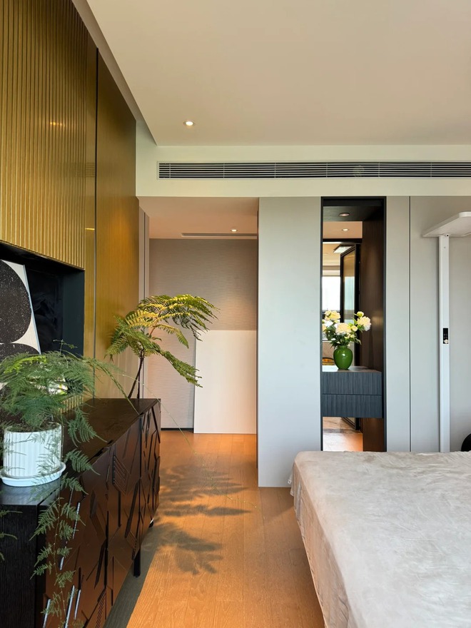 Gi&aacute;m đốc thiết kế mua căn hộ 20 tầng gi&aacute; 27 tỷ: Kh&ocirc;ng muốn rời khỏi kh&ocirc;ng gian sống - Ảnh 17.
