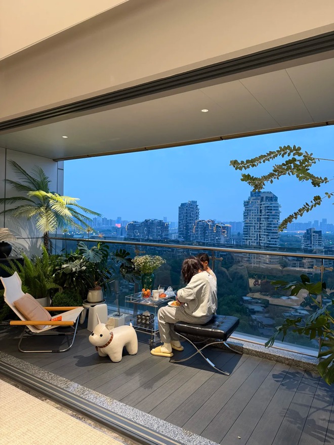 Gi&aacute;m đốc thiết kế mua căn hộ 20 tầng gi&aacute; 27 tỷ: Kh&ocirc;ng muốn rời khỏi kh&ocirc;ng gian sống - Ảnh 5.