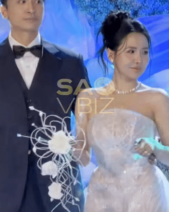 Đ&aacute;m cưới 