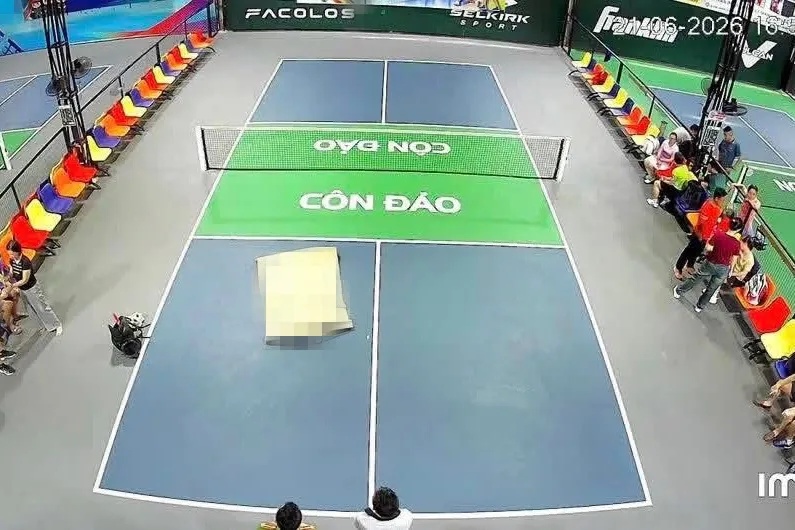 Người đ&agrave;n &ocirc;ng 51 tuổi tử vong khi chơi pickleball ở TP . HCM g&acirc;y chấn động cộng đồng - Ảnh 1.