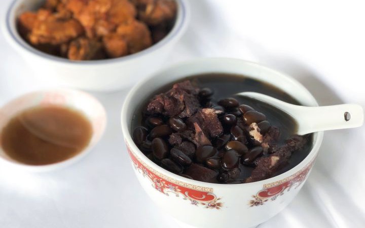 T&ocirc;i đăng bức ảnh m&acirc;m cơm vợ nấu l&ecirc;n MXH, thật bất ngờ nhận được 