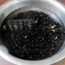 Mẹ chồng mách 2 món ăn bổ thận, tốt cho mắt và tóc cực ngon - Ảnh 10. Mẹ chồng mách 2 món ăn bổ thận, tốt cho mắt và tóc cực ngon - Ảnh 10.