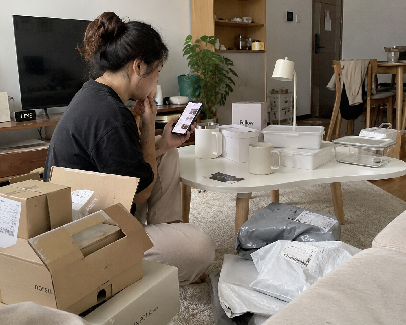Theo đuổi tối giản khiến t&ocirc;i ti&ecirc;u tiền cho những m&oacute;n đồ 