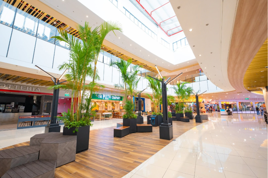 AEON MALL: điểm hẹn mùa hè mát mẻ, hiện đại được yêu thích tại Huế - Ảnh 2. AEON MALL: điểm hẹn mùa hè mát mẻ, hiện đại được yêu thích tại Huế - Ảnh 2.