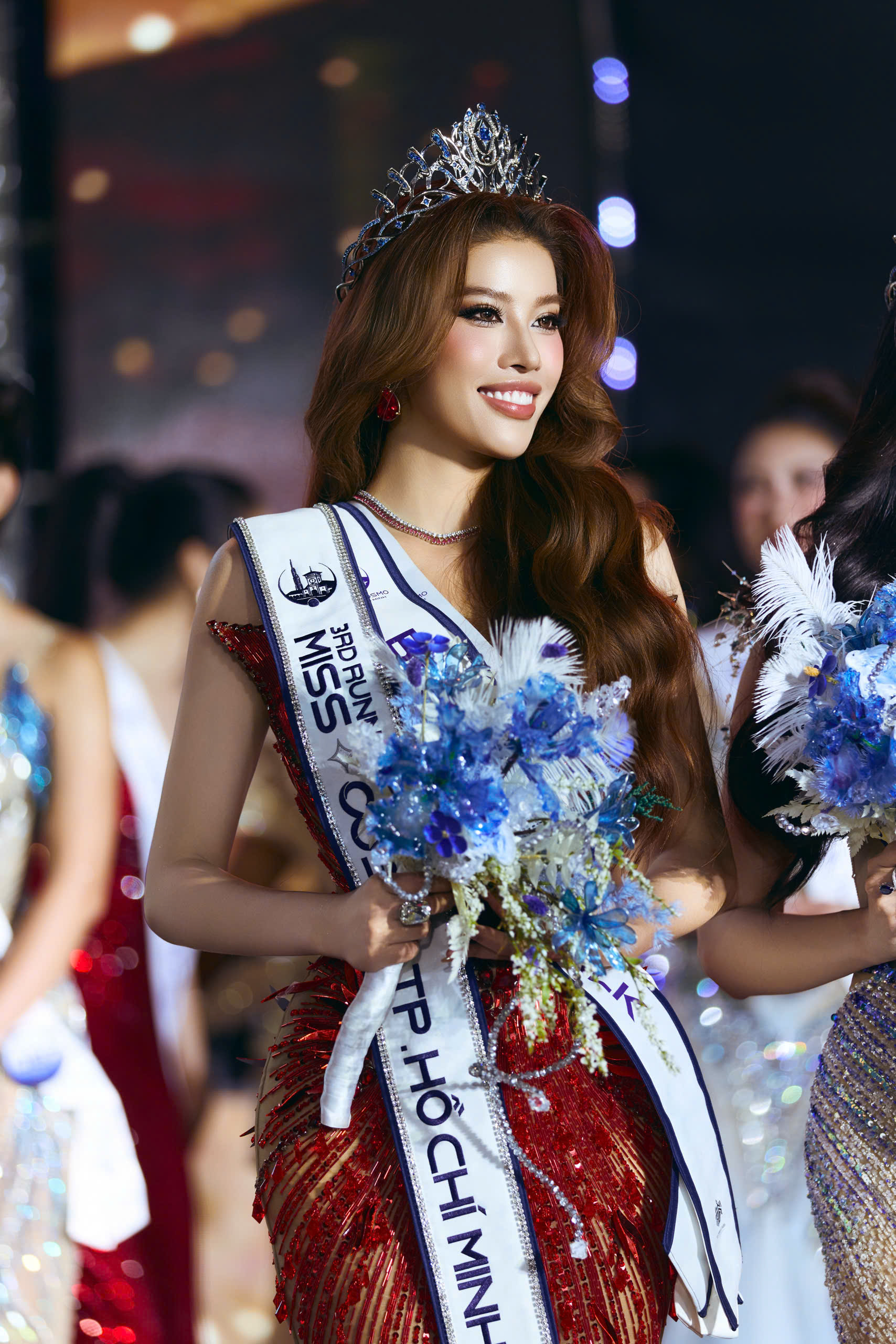 Nguyễn Thị Hồng v&agrave; h&agrave;nh tr&igrave;nh sắc đẹp tại Miss Cosmo TP . Hồ Ch&iacute; Minh 2026 - Ảnh 1.