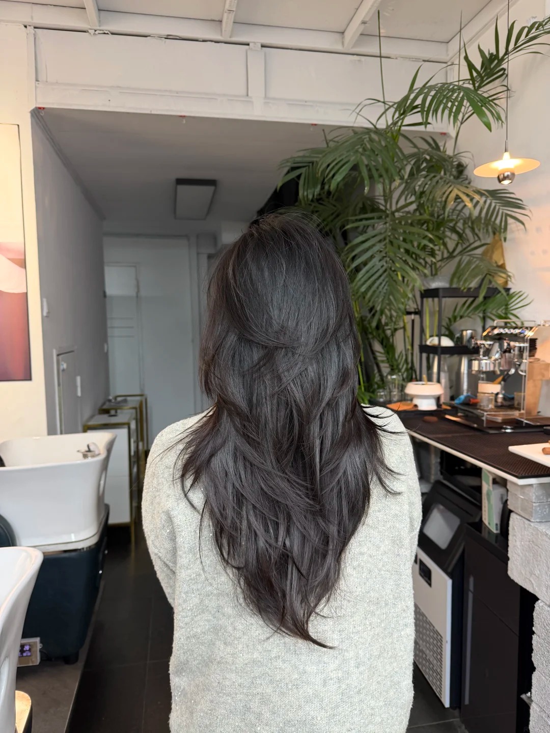 Kiểu layer tầng cao đang được hội g&aacute;i H&agrave;n m&ecirc; mẩn v&igrave; vừa nhẹ mặt vừa sang t&oacute;c - Ảnh 7.