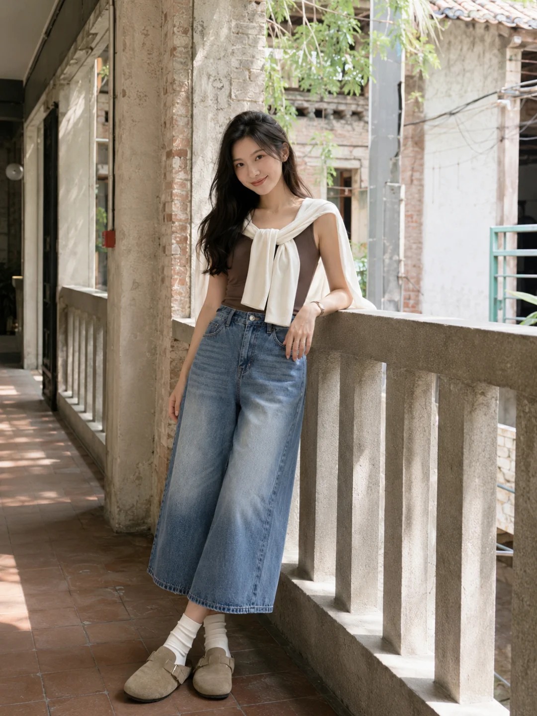 C&oacute; vẻ quần jeans lửng ống rộng đang &acirc;m thầm thay thế những chiếc quần d&agrave;i quen thuộc - Ảnh 5.