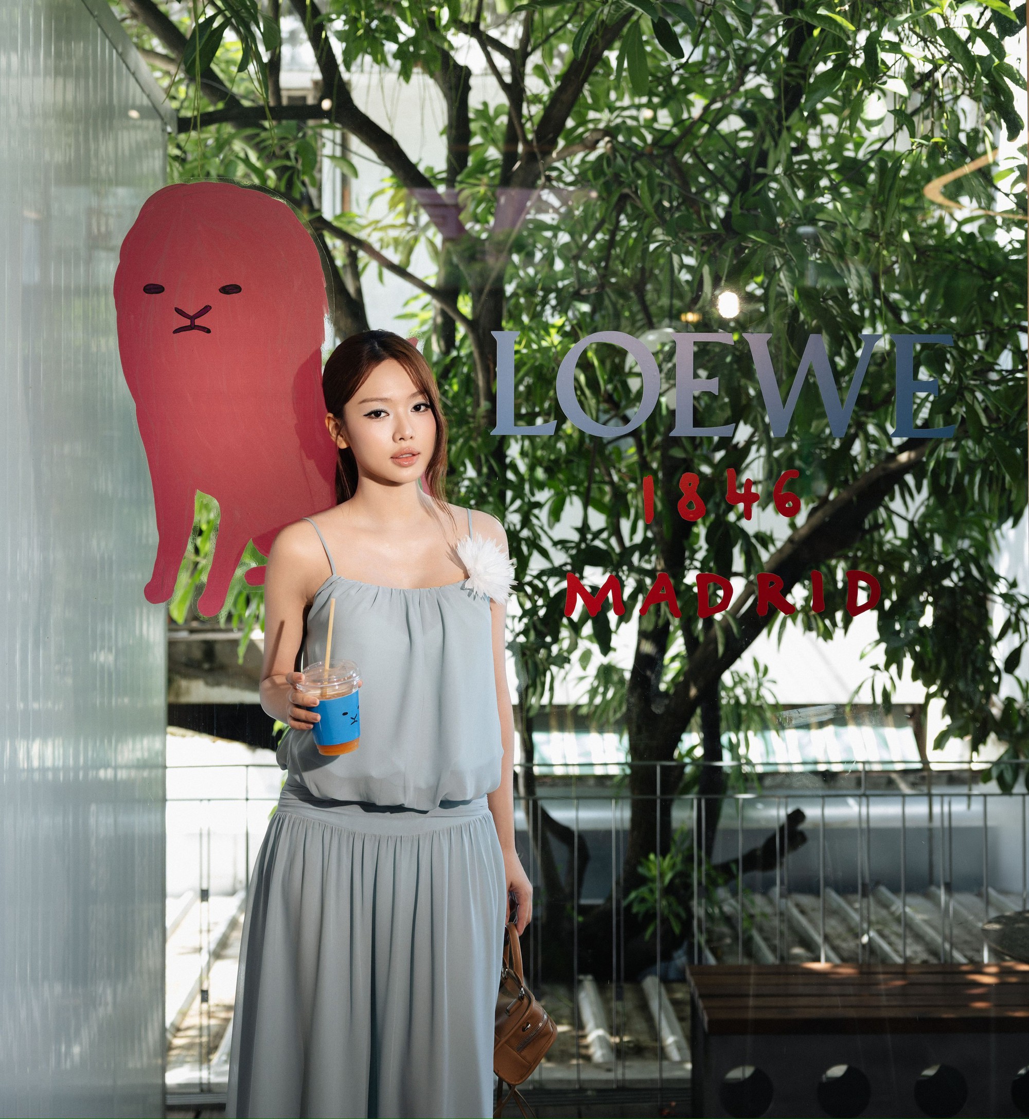 Thảo Nhi L&ecirc;, Kelbin Lei v&agrave; d&agrave;n fashionista c&ugrave;ng check-in kh&ocirc;ng gian đặc biệt mừng 180 năm LOEWE - Ảnh 6.