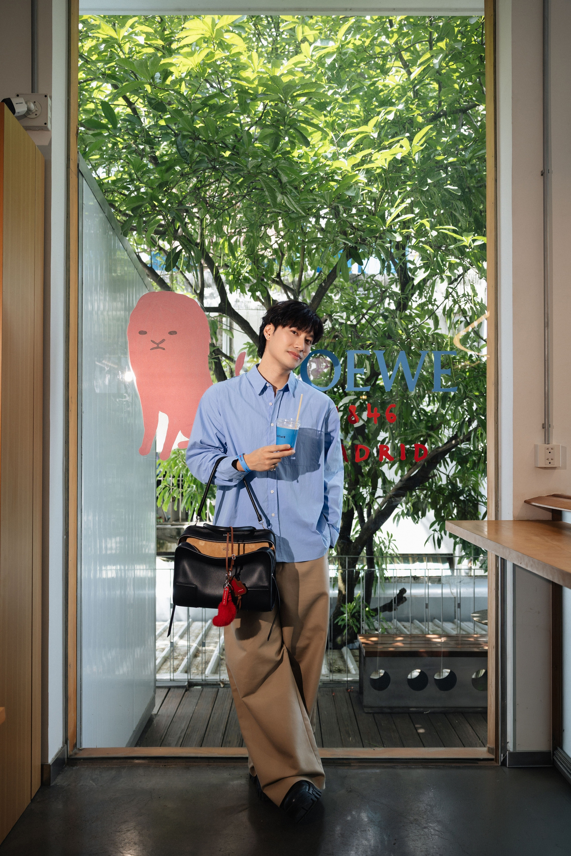 Thảo Nhi L&ecirc;, Kelbin Lei v&agrave; d&agrave;n fashionista c&ugrave;ng check-in kh&ocirc;ng gian đặc biệt mừng 180 năm LOEWE - Ảnh 9.