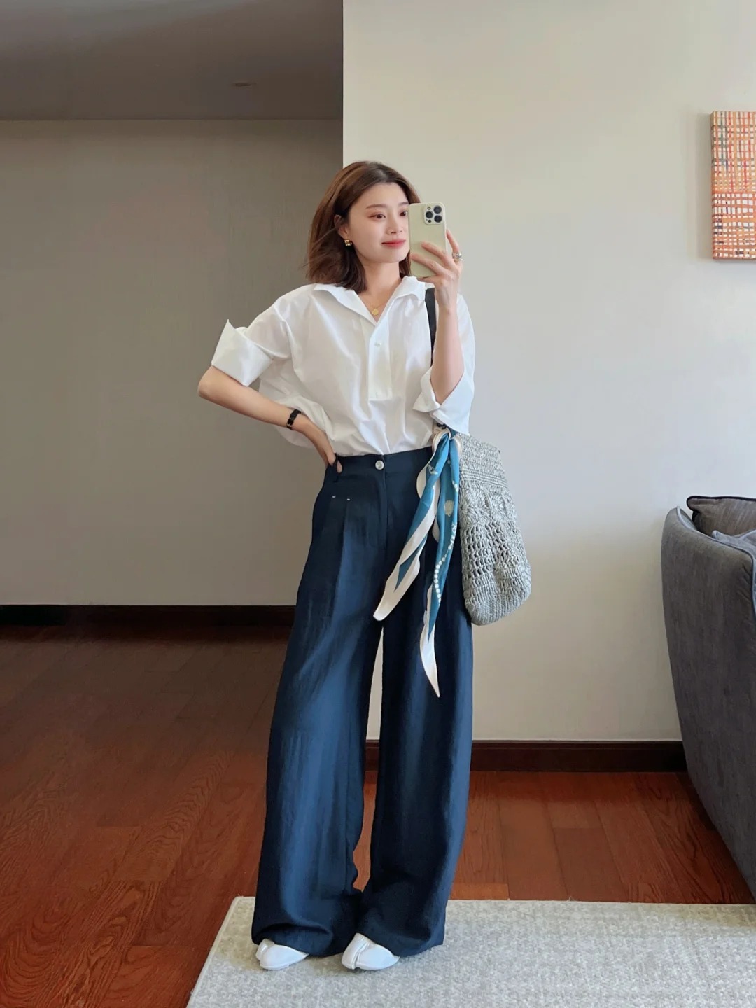Quần jeans: Ai cũng c&ocirc;ng nhận l&agrave; ch&uacute;ng chưa từng lỗi thời suốt nhiều thập kỷ - Ảnh 7.