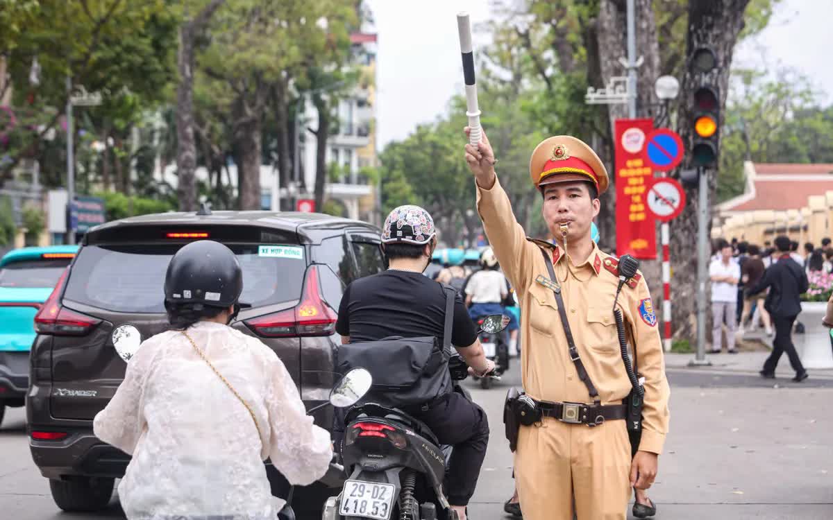 Tạm cấm phương tiện H&agrave; Nội phục vụ Đại hội Đo&agrave;n to&agrave;n quốc lần thứ XIII v&agrave;o 24 - 25 / 6 / 2026 - Ảnh 1.