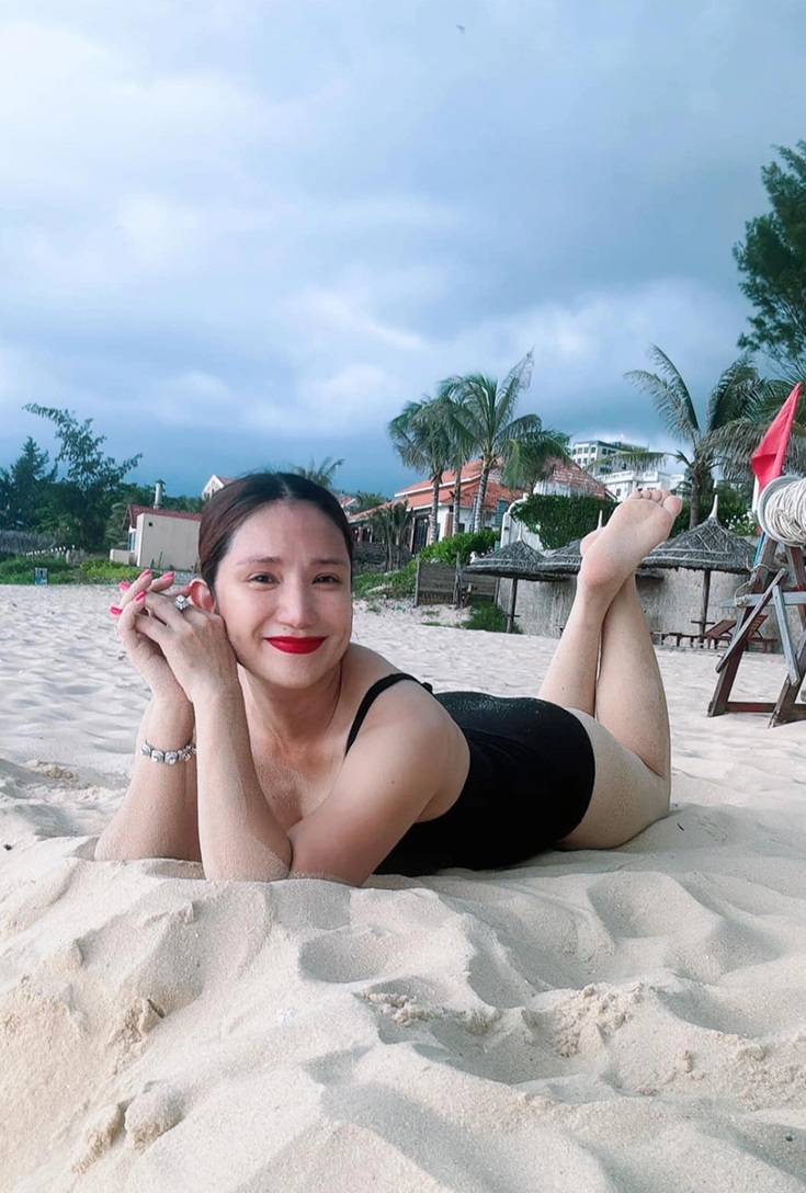 Nữ NSƯT l&agrave; mẹ đơn th&acirc;n: 