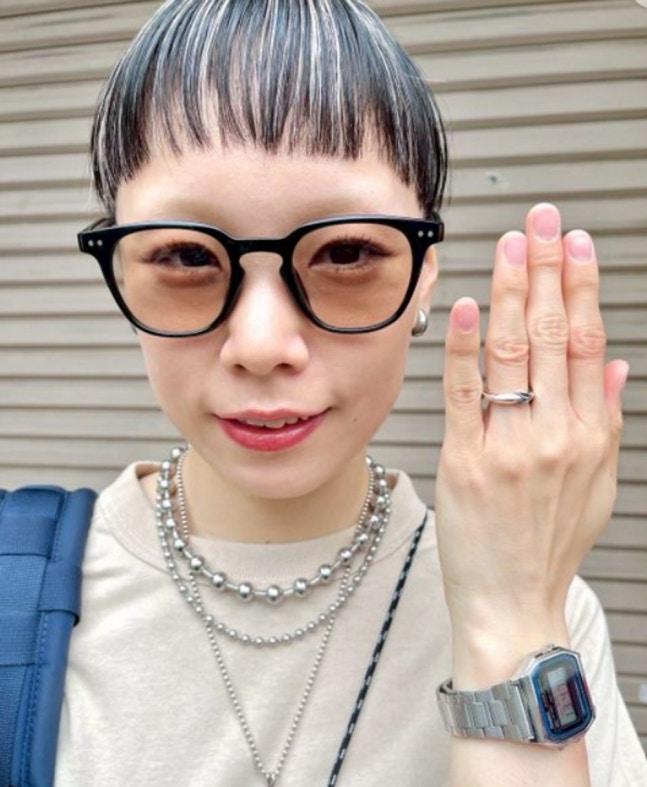 Kh&ocirc;ng tin nổi: Nữ diễn vi&ecirc;n tuy&ecirc;n bố kết h&ocirc;n v&agrave; ly h&ocirc;n trong c&ugrave;ng 1 ng&agrave;y- Ảnh 1.