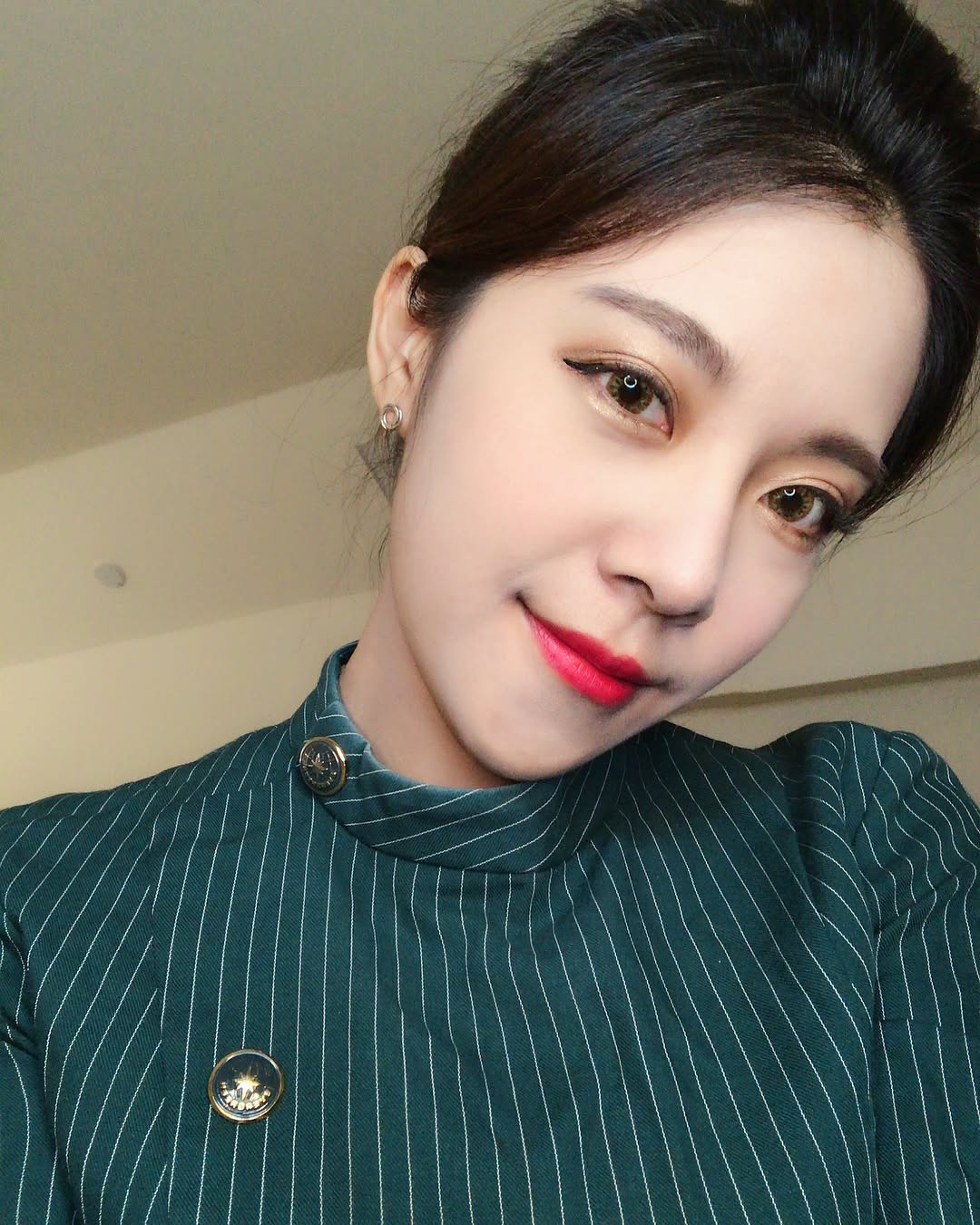 Cuộc sống đổi thay của tiếp vi&ecirc;n h&agrave;ng kh&ocirc;ng Amber sau 10 năm: Từ h&agrave;nh kh&aacute;ch đến doanh nh&acirc;n - Ảnh 2.
