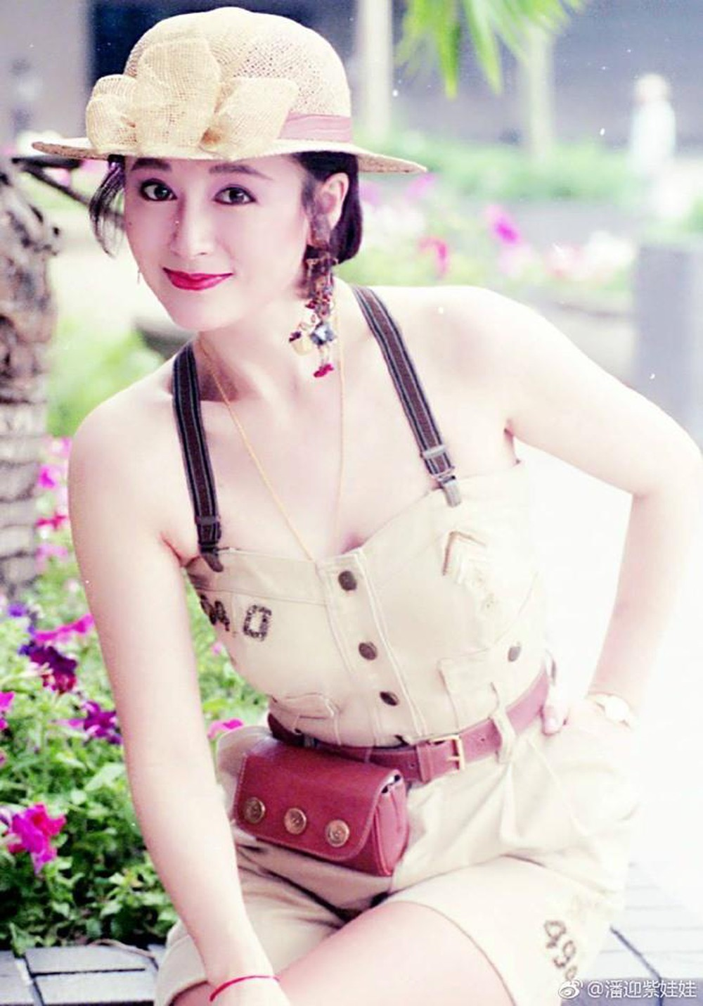 Tiểu Long Nữ Phan Nghinh Tử: H&agrave;nh tr&igrave;nh t&igrave;m kiếm hạnh ph&uacute;c Sau nỗi đau t&igrave;nh y&ecirc;u - Ảnh 2.