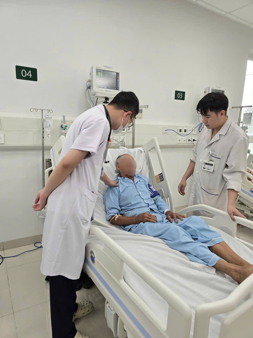 Hai bệnh nhân đột quỵ được cứu trong 