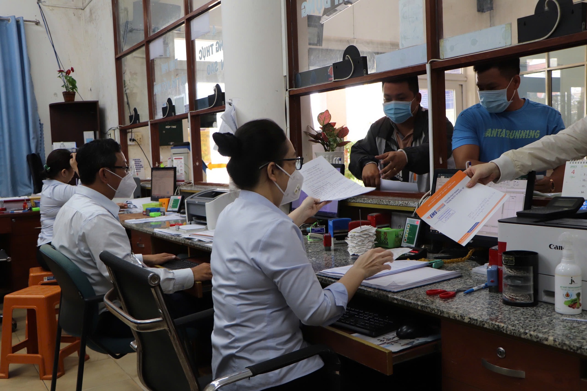 Nhiều ch&iacute;nh s&aacute;ch mới 2026 c&oacute; hiệu lực từ ng&agrave;y 1 - 7 trong c&aacute;c lĩnh vực quan trọng - Ảnh 1.