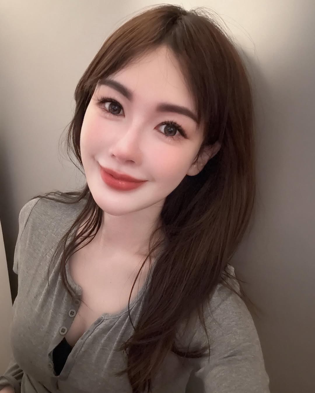 Nữ tiếp vi&ecirc;n h&agrave;ng kh&ocirc;ng Yu Ting Chen sống cuộc đời ph&uacute; b&agrave; sau khi kết h&ocirc;n - Ảnh 6.