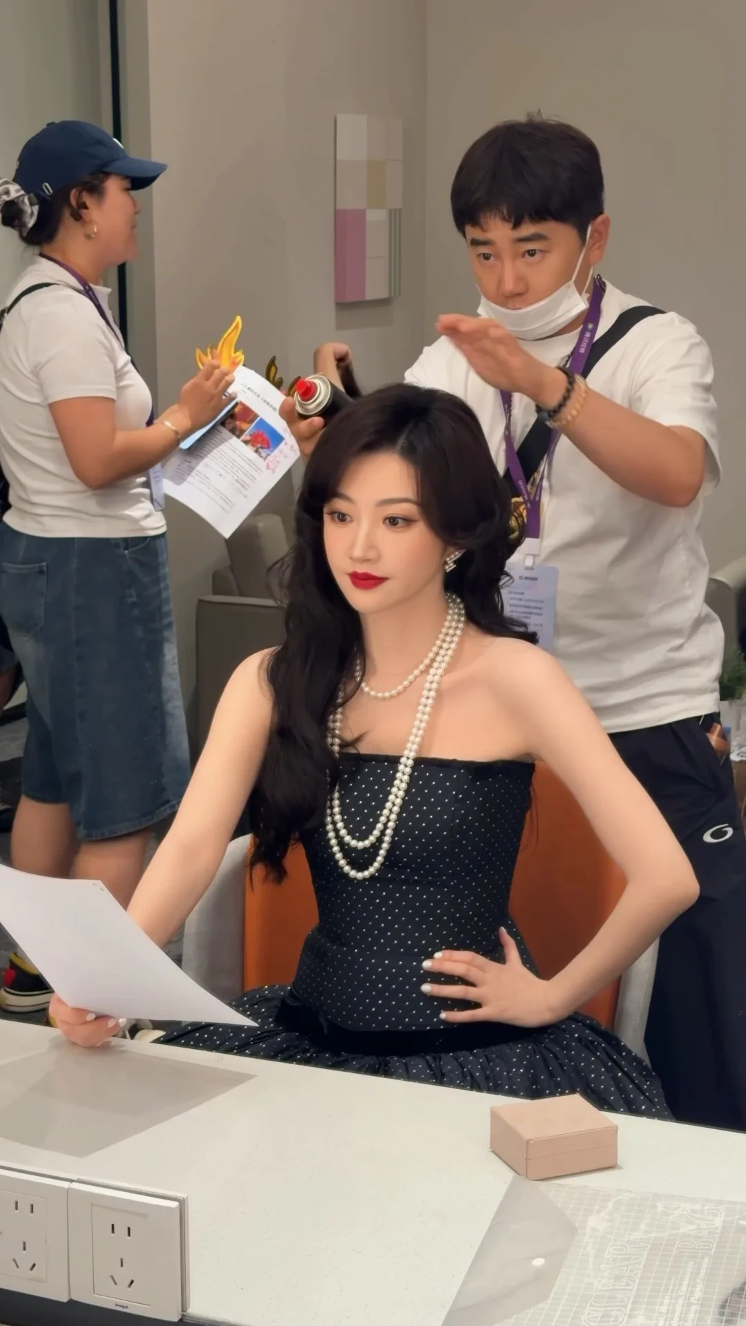 Diễn biến mới vụ ngọc nữ showbiz lộ hợp đồng mang thai hộ cho đại gia, phải b&aacute;n nh&agrave; để bồi thường h&agrave;ng trăm tỷ- Ảnh 2.