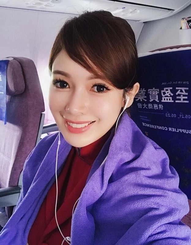 Nữ tiếp vi&ecirc;n h&agrave;ng kh&ocirc;ng Yu Ting Chen sống cuộc đời ph&uacute; b&agrave; sau khi kết h&ocirc;n - Ảnh 2.