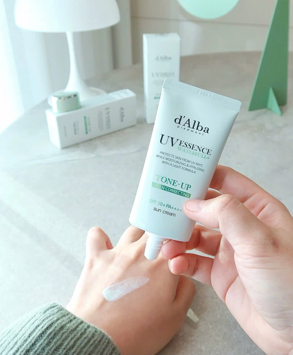 Nơi bị n&aacute;m nhiều nhất tr&ecirc;n khu&ocirc;n mặt h&oacute;a ra lại l&agrave; chỗ dễ 