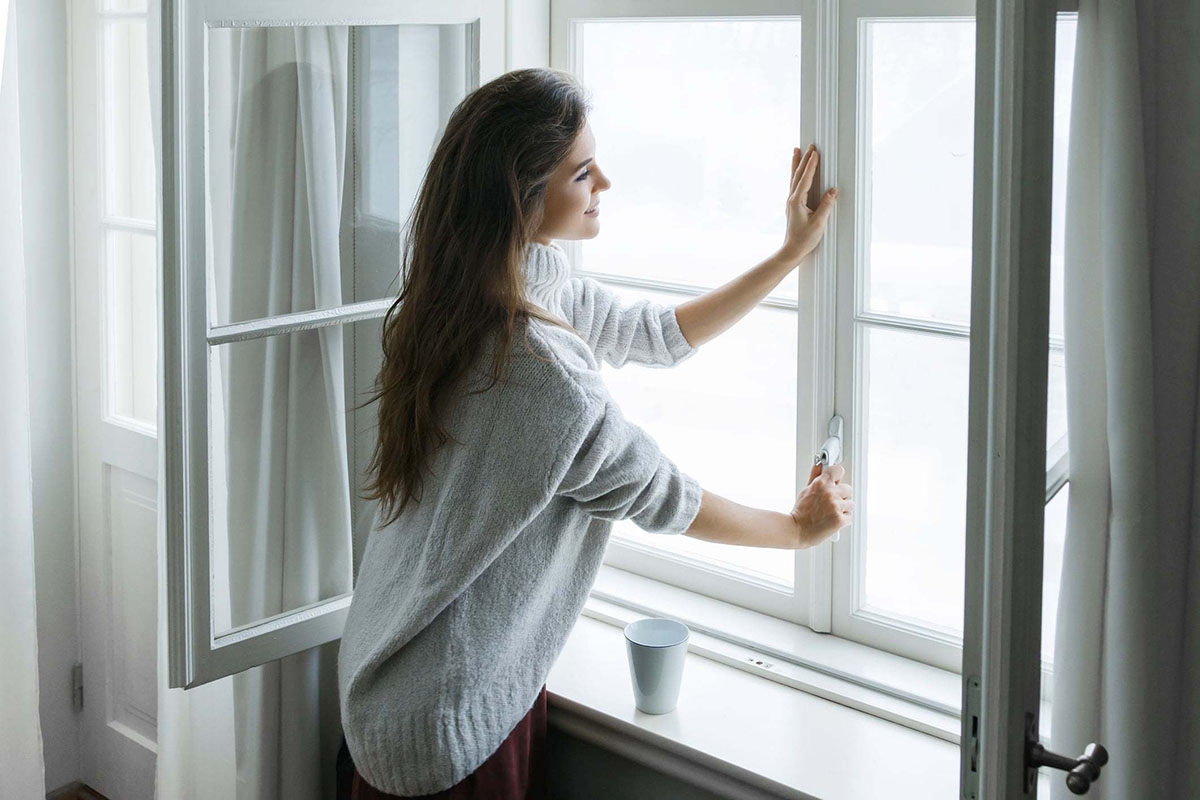 6 việc nên làm trước khi bật điều hòa mỗi ngày để giảm áp lực tiền điện: Nhiều gia đình bỏ qua bước đầu tiên nên hóa đơn tăng vọt cả mùa hè - Ảnh 1.