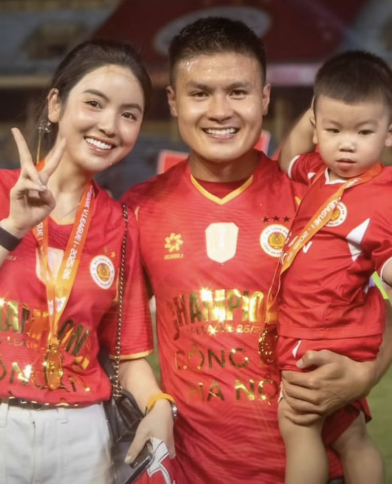 Quang Hải bảo vệ Chu Thanh Huyền: T&igrave;nh y&ecirc;u vững ch&atilde;i Giữa thị phi cuộc sống - Ảnh 1.