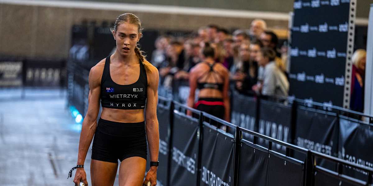 Từ ch&acirc;n chạy marathon m&igrave;nh hạc xương mai đến nữ vương HYROX thế giới: Lời giải cho b&agrave;i to&aacute;n phong độ đỉnh cao cho phụ nữ ngo&agrave;i 30 - Ảnh 2.