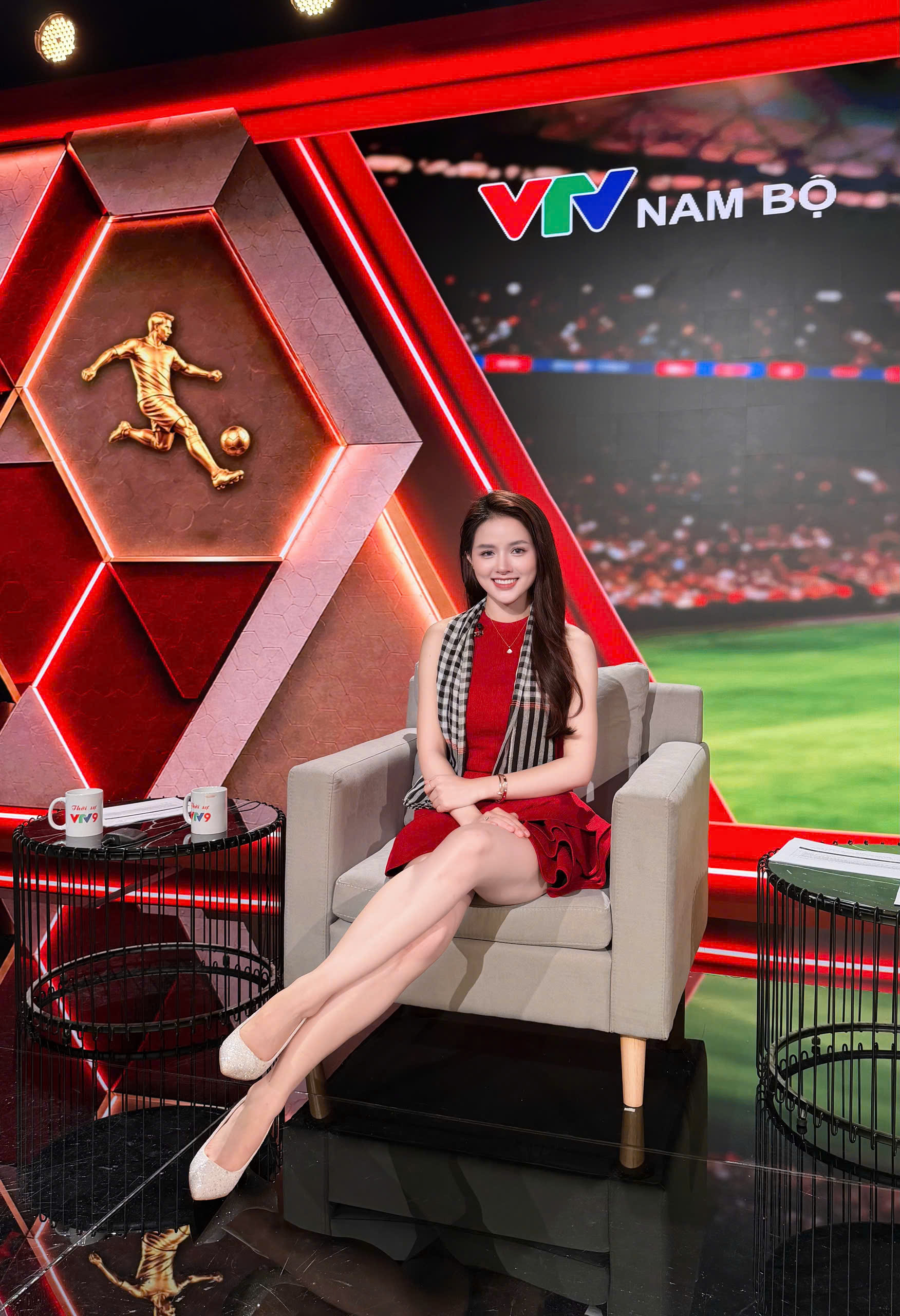 G&aacute;i đẹp Đắk Lắk check - in World Cup 2026 ở Mỹ: Cuộc sống sang chảnh v&agrave; đam m&ecirc; b&oacute;ng đ&aacute; - Ảnh 9.