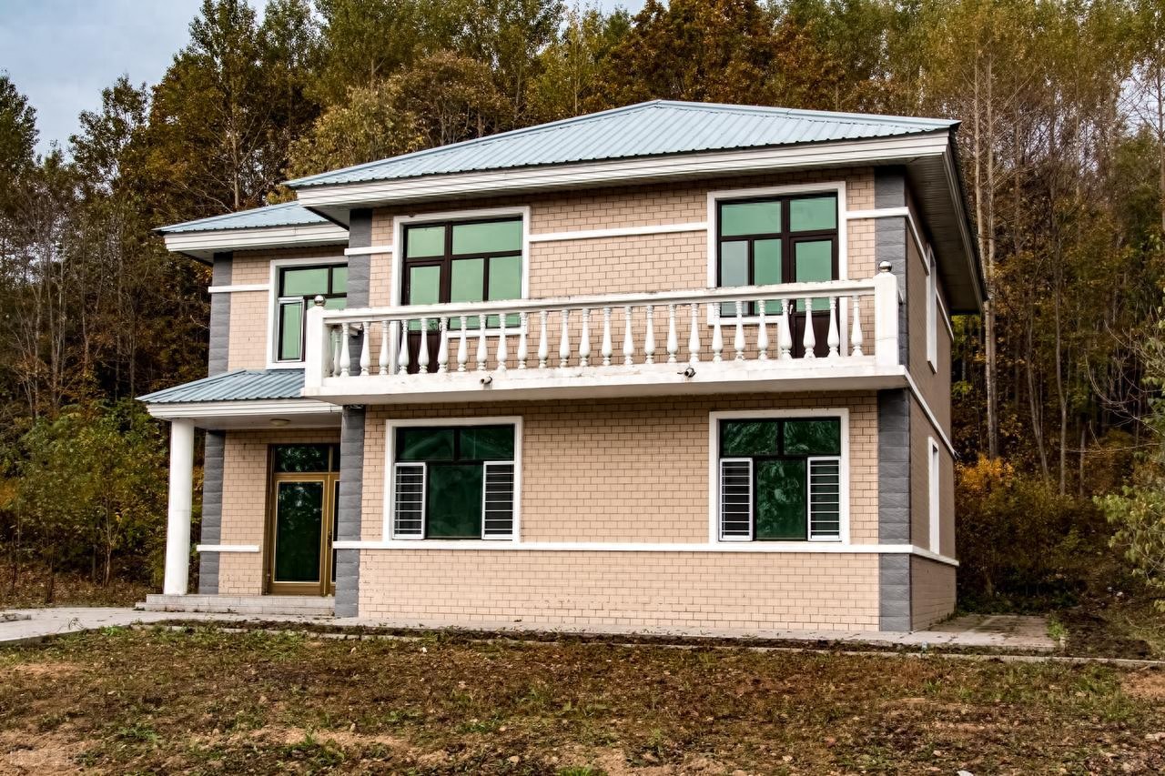 Chi gần 2,5 tỷ đồng x&acirc;y nh&agrave; ở qu&ecirc;, người đ&agrave;n &ocirc;ng đ&uacute;c kết 4 b&agrave;i học đắt gi&aacute;: 