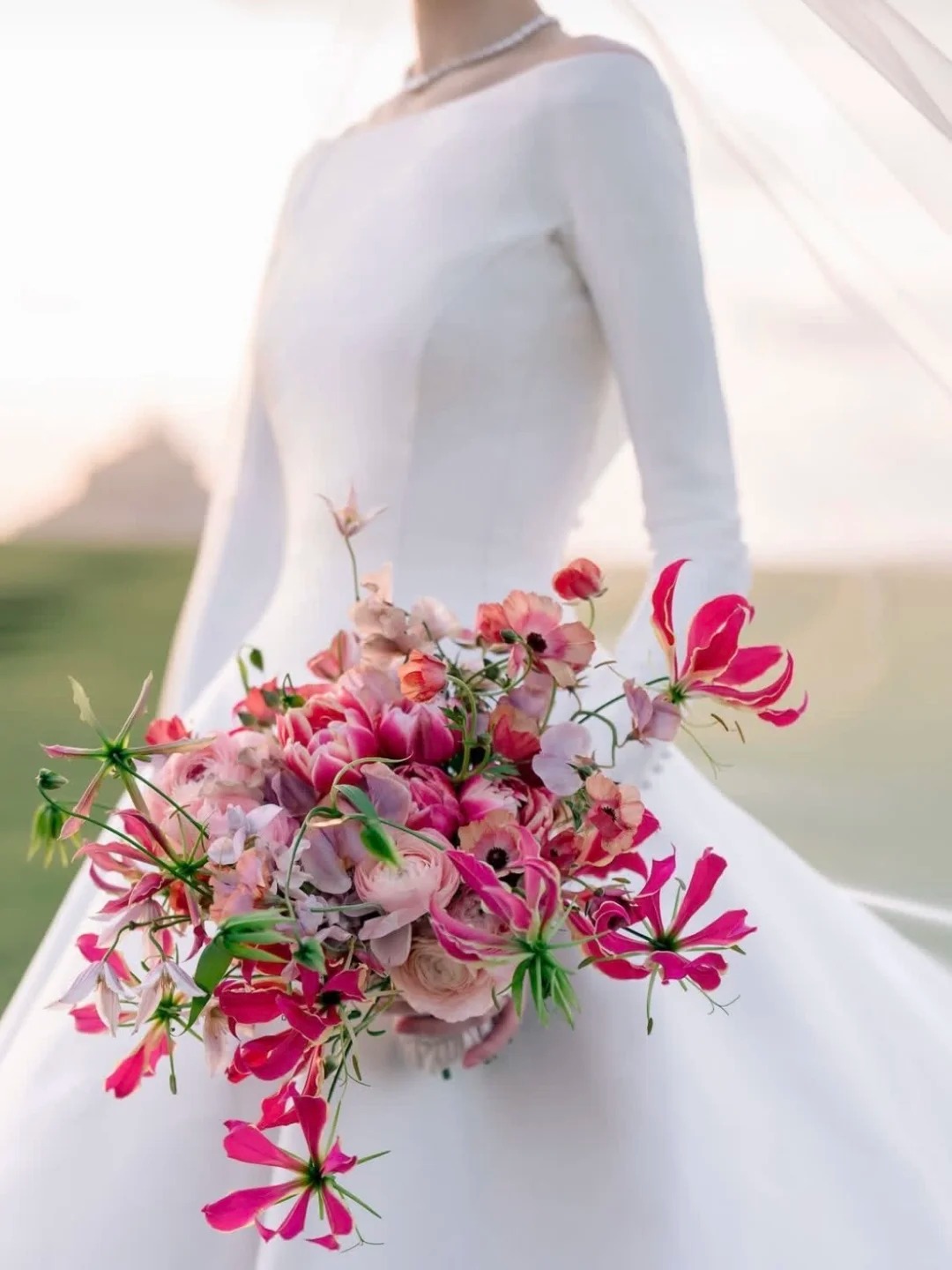 Hoa cưới Hề Mộng Dao v&agrave; &yacute; nghĩa đằng sau b&oacute; hoa đắt gi&aacute; hơn v&aacute;y Dior - Ảnh 2.