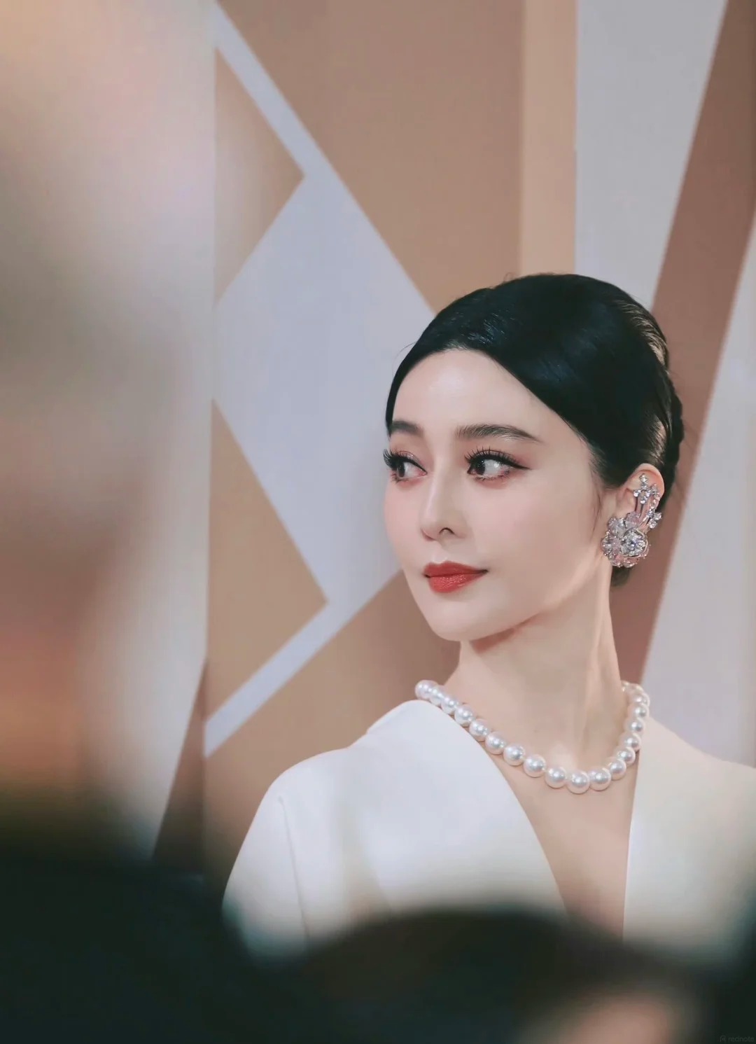 Lời khuy&ecirc;n chọn v&ograve;ng ngọc trai để thu h&uacute;t may mắn cho phụ nữ &Aacute; Đ&ocirc;ng - Ảnh 2.