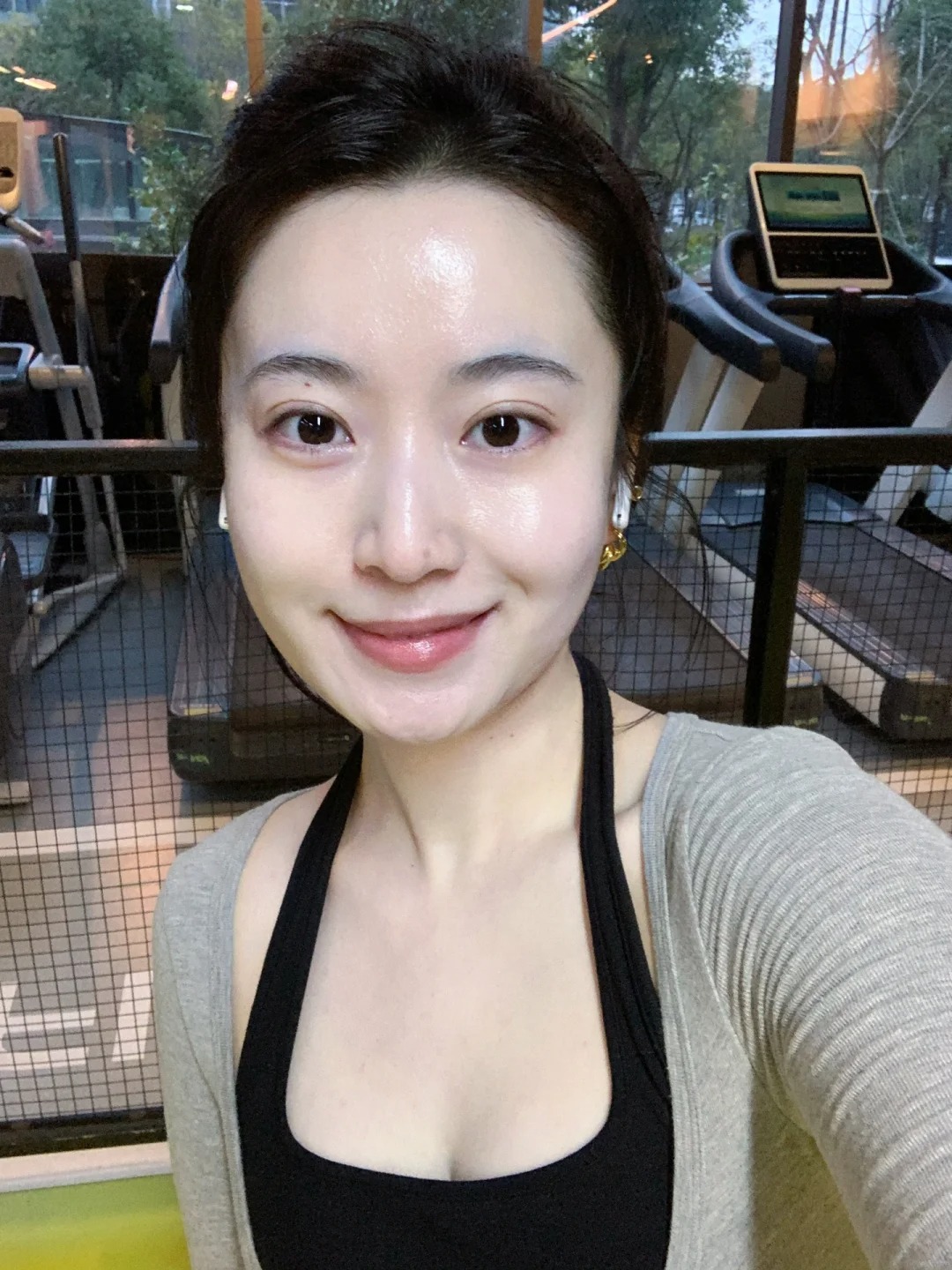 Phụ nữ sau 30 tuổi: Đừng sợ chất b&eacute;o nếu muốn da đẹp v&agrave; cơ thể khỏe hơn- Ảnh 1.