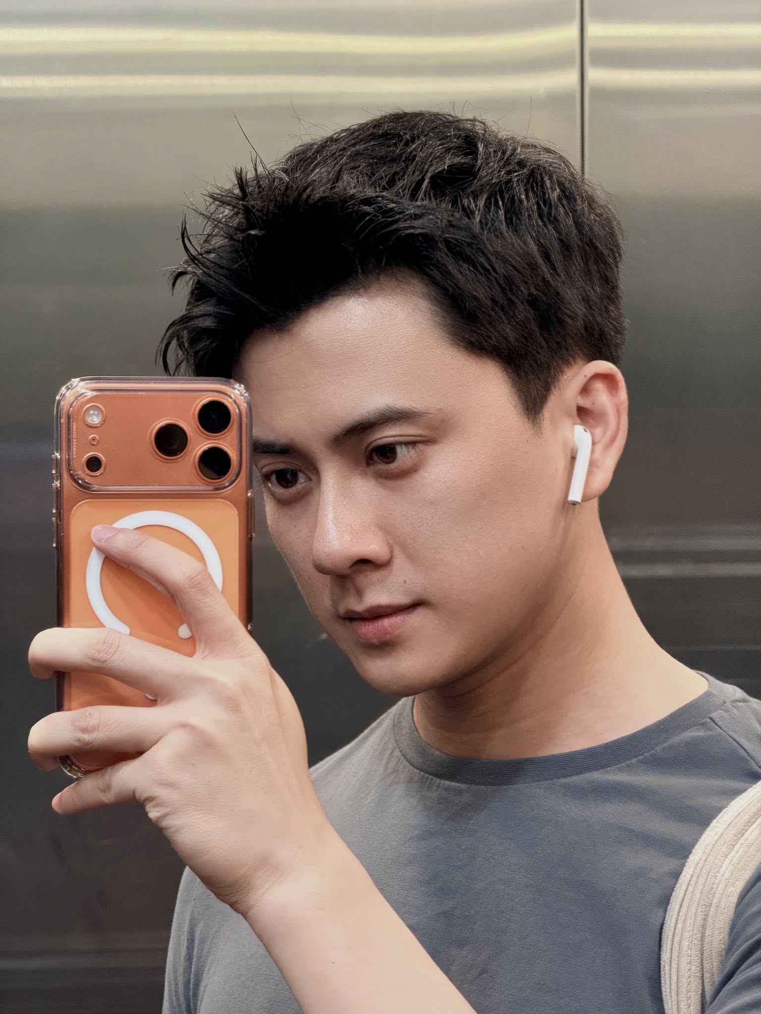B&aacute;c sĩ cao 1m80 đẹp trai g&acirc;y sốt tr&ecirc;n fanpage Th&ocirc;ng tin Ch&iacute;nh phủ - Ảnh 15.