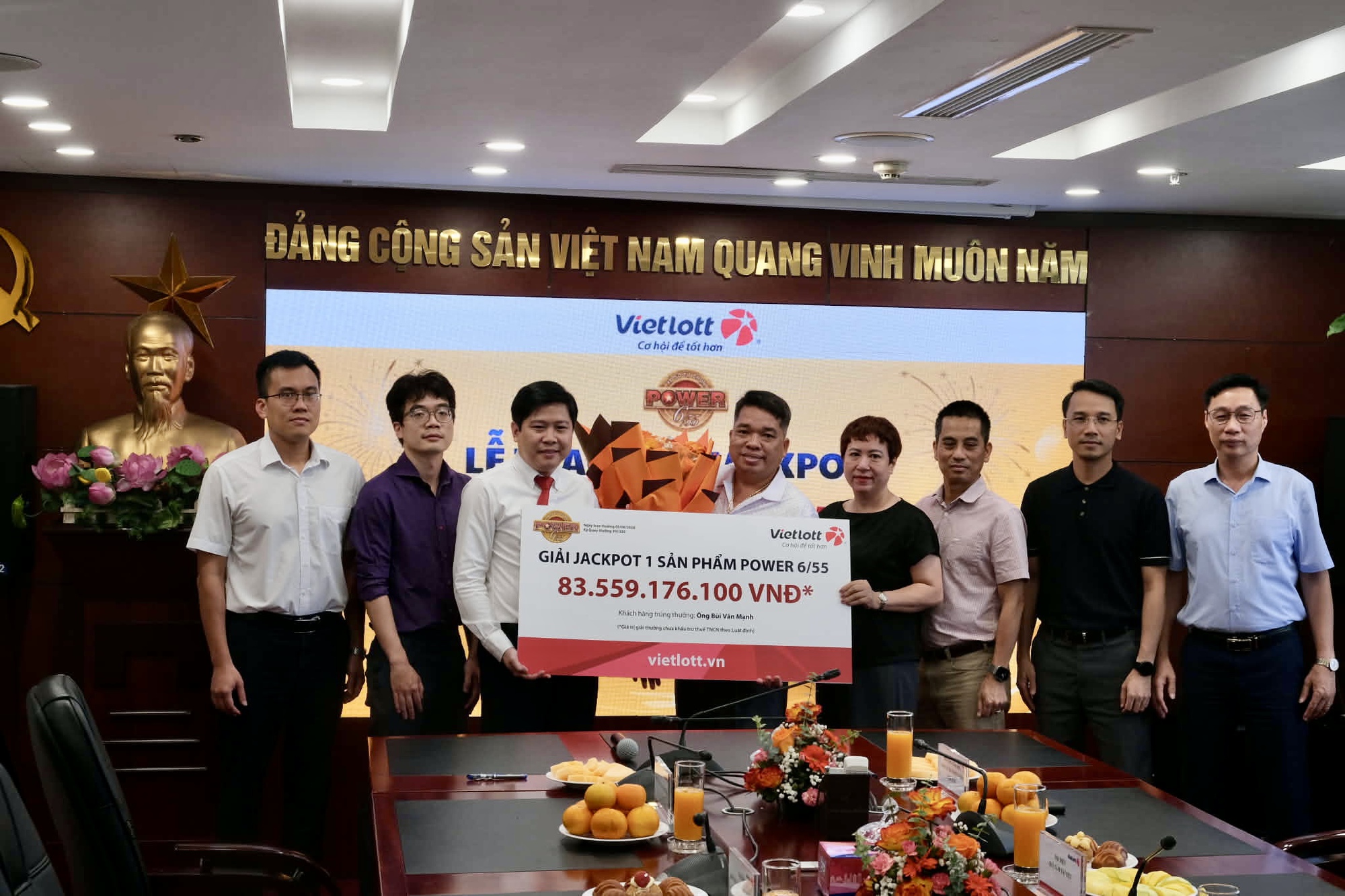 Người tr&uacute;ng Jackpot 83 tỷ đồng c&ocirc;ng khai danh t&iacute;nh tại Vietlott 2026 - Ảnh 1.